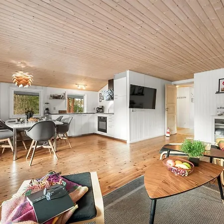 펜션 Holiday Eilert - 3-9km From The Sea In Western Jutland By Interhome Blåvand